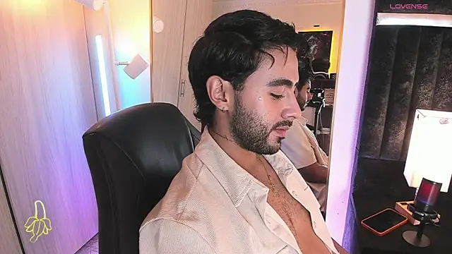 ItsMeEros online show from May 2026 11:22:02 PM