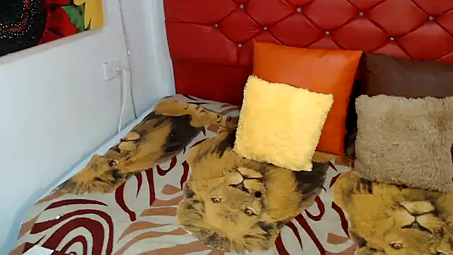 Snapshot of dirtydolltsx chatting on November 2025 03:01:02 PM dirtydolltsx online show from November 2025 03:01:02 PM