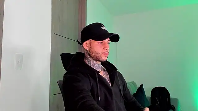  jamesleandros1 online show from April 2026 02:12:02 AM