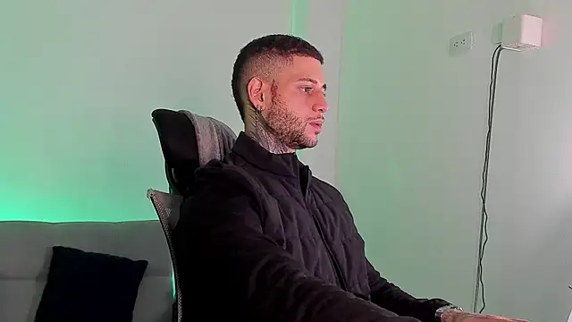  jamesleandros1 online show from June 2026 02:28:01 AM