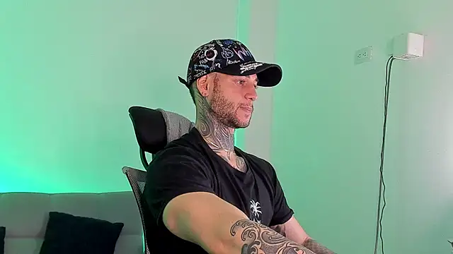  jamesleandros1 online show from June 2026 02:34:01 PM