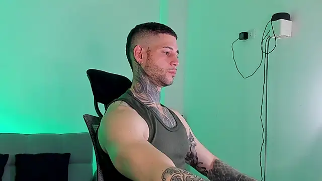  jamesleandros1 online show from July 2026 05:31:01 PM