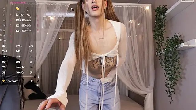 julesbennet online show from May 2026 08:58:01 PM