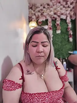 Dalessa Bigtits online show from June 2026 09:19:01 PM