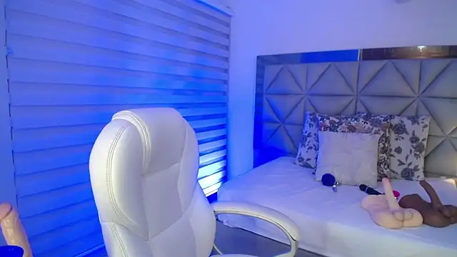 Snapshot of nana_levy chatting on October 2025 03:45:02 AM nana levy online show from October 2025 03:45:02 AM