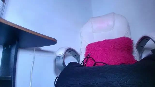 naomi kyse online show from January 2025 03:02:02 AM