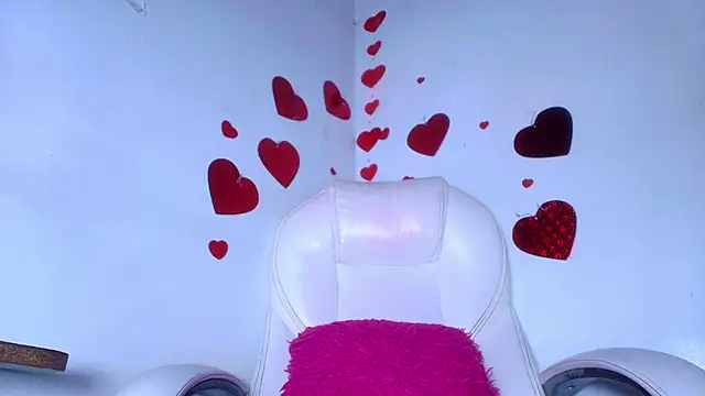 naomi kyse online show from February 2025 09:13:02 AM