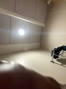 Snapshot of sunny27 chatting on February 2026 11:33:01 AM sunny27 online show from February 2026 11:33:01 AM