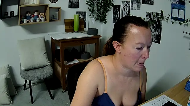 AnyaKreyxh online show from November 2025 12:15:02 PM