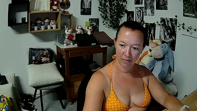 Snapshot of AnyaKrey@xh chatting on August 2026 11:13:01 AM AnyaKreyxh online show from August 2026 11:13:01 AM