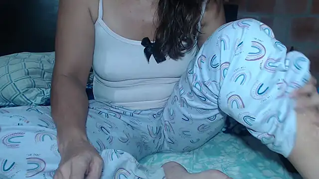 Snapshot of DevoraAmateur chatting on February 2026 12:23:02 PM DevoraAmateur online show from February 2026 12:23:02 PM