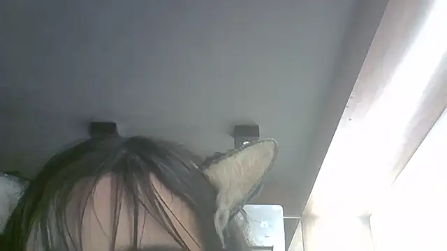 Skinny-Kitten online show from February 2026 09:41:02 AM