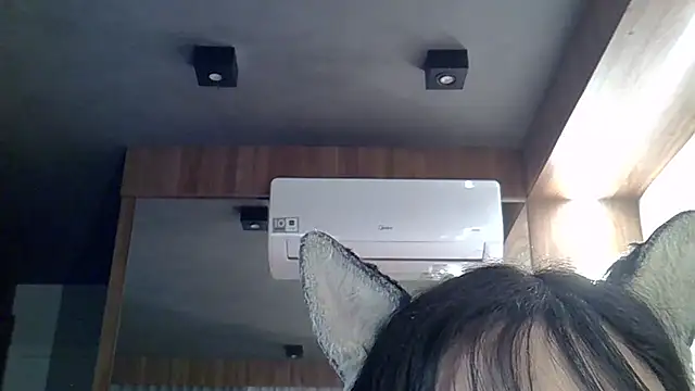 Skinny-Kitten online show from April 2026 08:54:01 PM