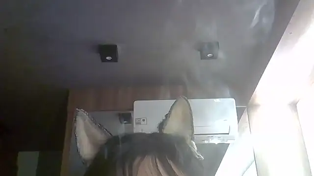 Skinny-Kitten online show from May 2026 05:43:01 PM