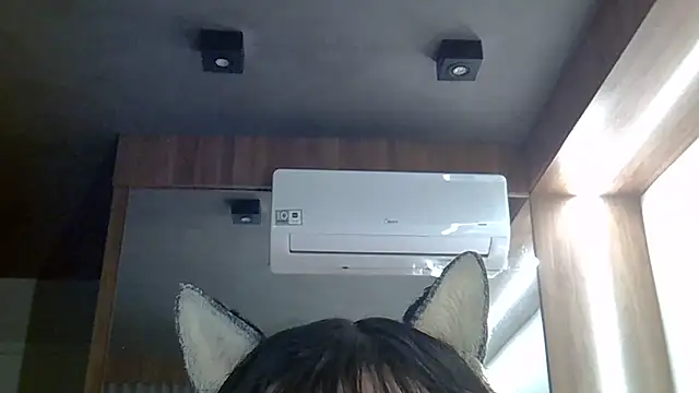 Skinny-Kitten online show from May 2026 04:07:02 AM