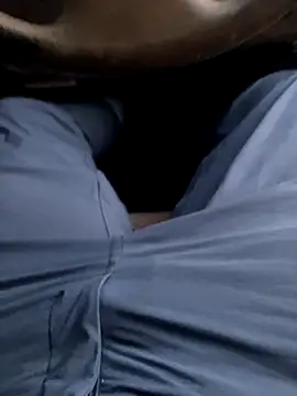 Snapshot of prekumstud chatting on September 2025 01:44:02 PM prekumstud online show from September 2025 01:44:02 PM