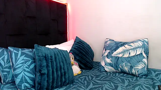 CancerGodessX online show from October 2025 07:29:01 AM