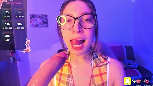 Spit queen online show from April 2026 02:21:01 PM