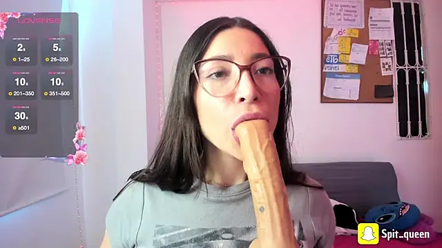 Spit queen online show from May 2026 04:35:02 PM