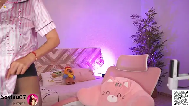 imjess01 online show from May 2026 02:47:01 PM