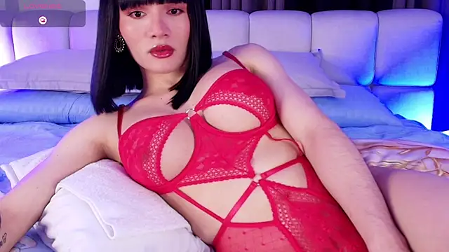 Snapshot of sweetieluna01 chatting on June 2026 06:35:02 PM sweetieluna01 online show from June 2026 06:35:02 PM