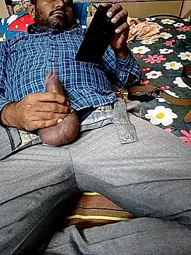 Snapshot of adicma123 chatting on April 2026 01:11:01 PM adicma123 online show from April 2026 01:11:01 PM