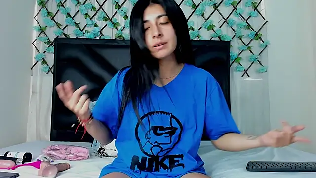 EmmaWilliamss online show from January 2025 03:33:01 PM