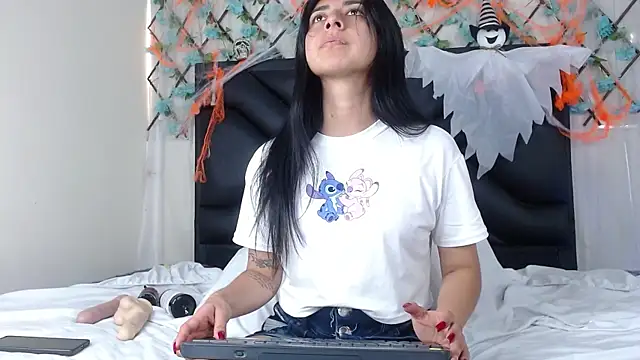 EmmaWilliamss online show from October 2025 03:23:02 PM