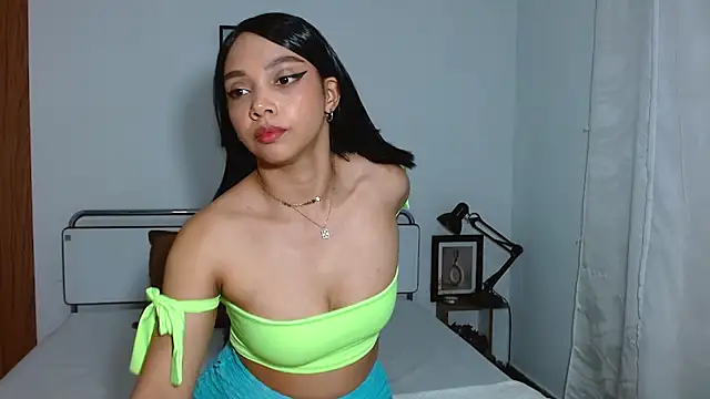 Snapshot of nickyCollins chatting on January 2025 06:35:01 AM nickyCollins online show from January 2025 06:35:01 AM