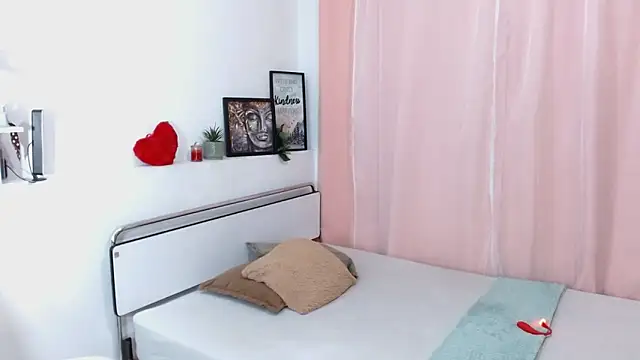 Snapshot of nickyCollins chatting on September 2025 03:28:01 AM nickyCollins online show from September 2025 03:28:01 AM