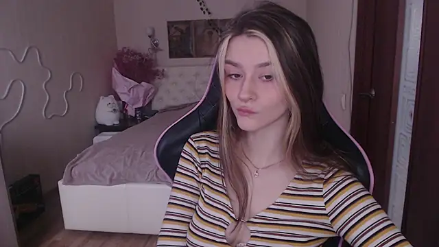 Snapshot of jeann_elsaa chatting on March 2025 07:08:02 AM jeann elsaa online show from March 2025 07:08:02 AM