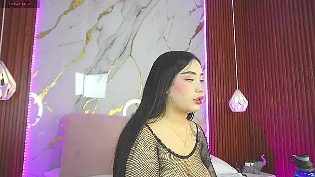 Snapshot of haylie_ chatting on February 2025 02:47:02 AM haylie online show from February 2025 02:47:02 AM