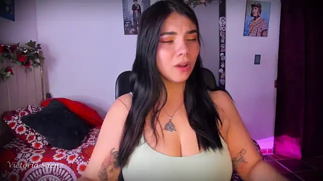 victoriaasaenz  online show from May 2026 12:52:01 AM