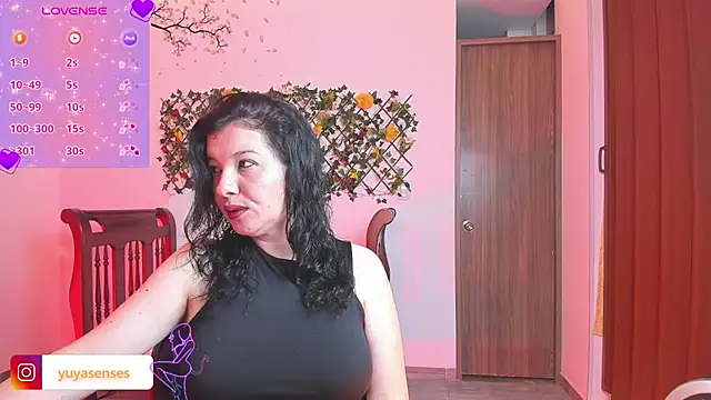 yuya ss online show from November 2025 03:32:02 PM