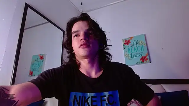 AlbertBernal69 online show from September 2025 02:00:01 AM