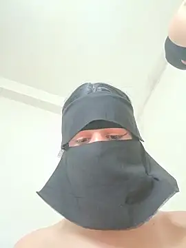 Snapshot of KHALIJIA-ARABIA-couple chatting on February 2026 08:02:01 PM KHALIJIA-ARABIA-couple online show from February 2026 08:02:01 PM