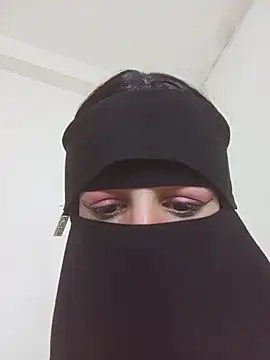 Snapshot of KHALIJIA-ARABIA-couple chatting on February 2026 02:32:02 PM KHALIJIA-ARABIA-couple online show from February 2026 02:32:02 PM