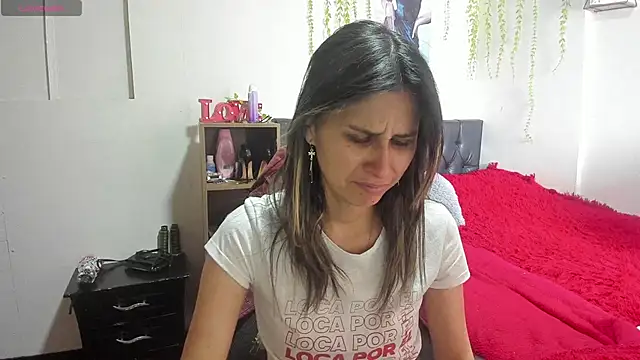 lauren ashlee online show from December 2025 06:46:02 PM