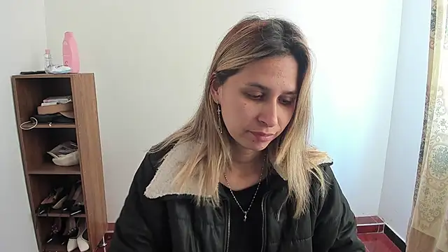 lauren ashlee online show from May 2026 01:51:02 PM