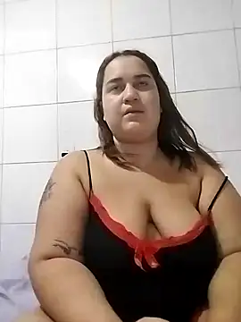 Snapshot of MinaBoss chatting on December 2025 01:36:01 AM MinaBoss online show from December 2025 01:36:01 AM