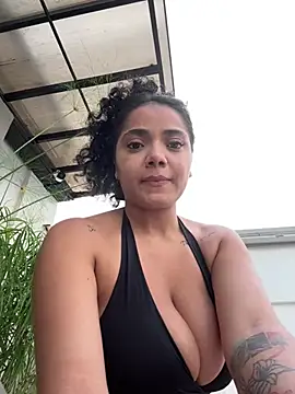 Snapshot of Mariecurl chatting on January 2025 10:19:01 PM Mariecurl online show from January 2025 10:19:01 PM