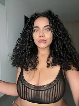 Mariecurl online show from May 2026 11:03:02 PM