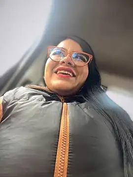 Insane Issa online show from December 2024 04:47:01 PM