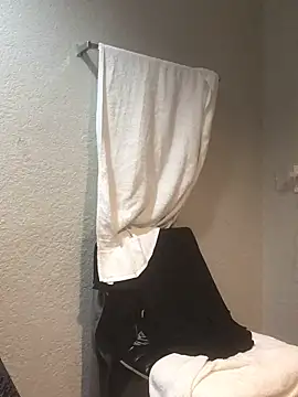 SlimBeenBadd1981 online show from January 2025 07:20:01 AM