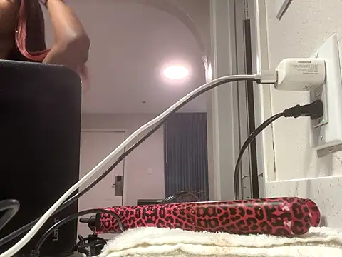 SlimBeenBadd1981 online show from October 2025 06:33:01 AM