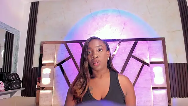 Snapshot of Athenea_Mills chatting on March 2026 06:53:01 PM Athenea Mills online show from March 2026 06:53:01 PM