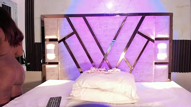 Snapshot of Athenea_Mills chatting on March 2026 06:52:01 PM Athenea Mills online show from March 2026 06:52:01 PM