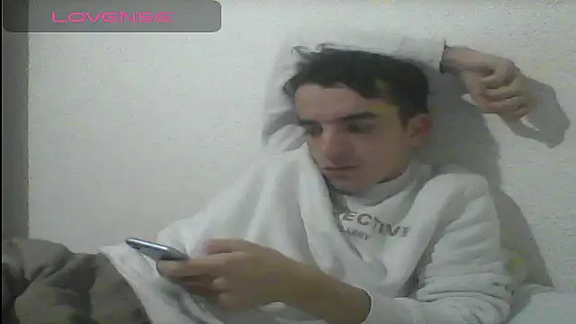 Tombgy07 online show from December 2024 08:36:02 PM