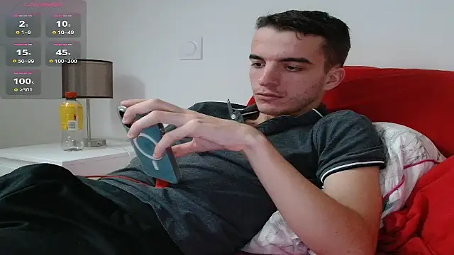 Tombgy07 online show from November 2025 01:55:02 PM