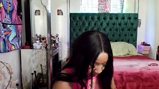 Snapshot of YasmineMinaj chatting on November 2025 08:54:02 PM YasmineMinaj online show from November 2025 08:54:02 PM